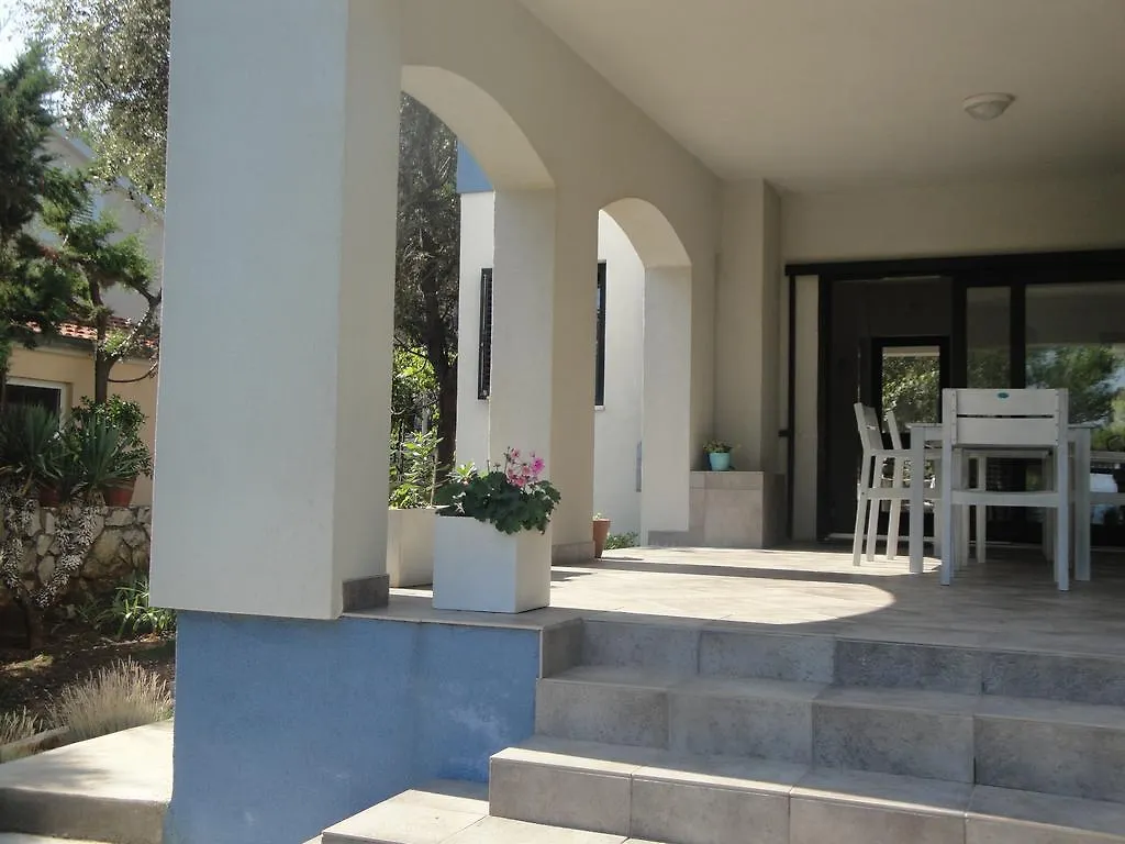 Holiday Home Mirna Sušica
